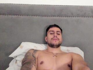 Spartacozz webcam model stream image