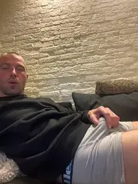 Rotteei1 webcam model stream image