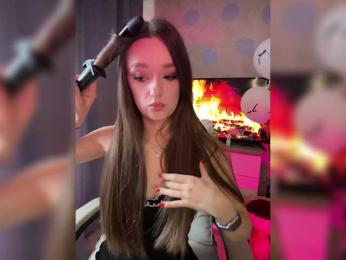 ymnichka webcam model stream image