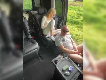 DonorDi webcam model stream image