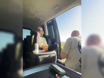 DonorDi webcam bongacams model stream image