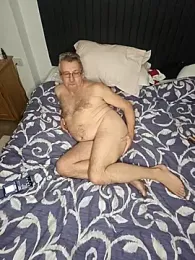 Grandman147 webcam model stream image