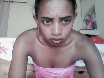 Madayana webcam bongacams model stream image