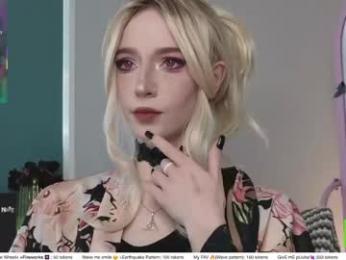 sweetuniporn webcam model stream image