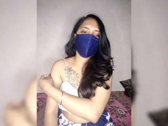 TastyMini webcam bongacams model stream image