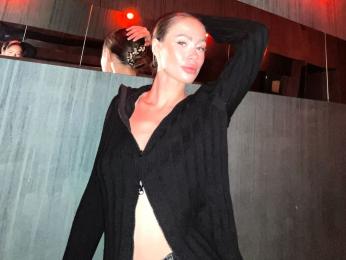 AmandaRiver webcam model stream image