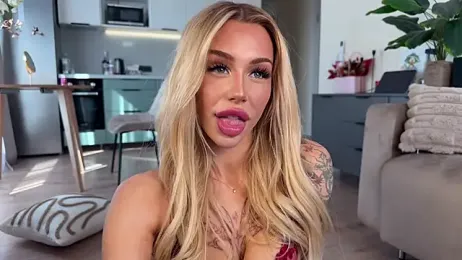 creambaby1 webcam stripchat model stream image