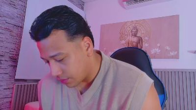 MaxTurner_ webcam cam4 model stream image