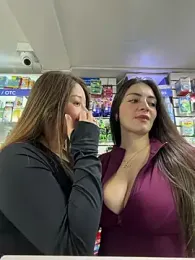 roouse webcam model stream image