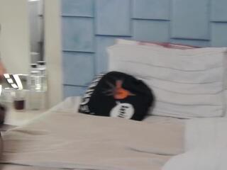 Amavi Bentov webcam model stream image