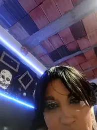 Bonnie-Clark webcam model stream image