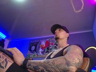 Camilo Alvarezz webcam model stream image