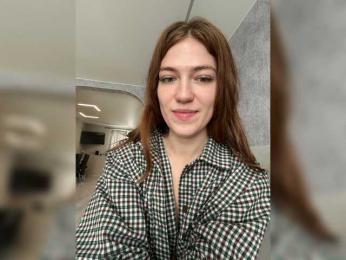 Alinagilberd03 webcam model stream image