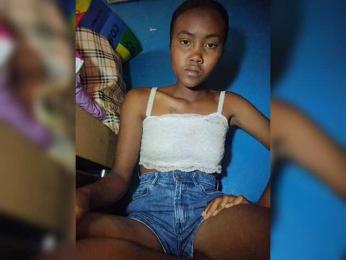 Stella11 webcam model stream image