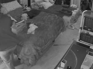 voyeurcam-house-charleys-room webcam model stream image