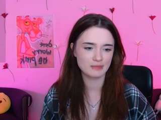 liana-kisses webcam camsoda model stream image