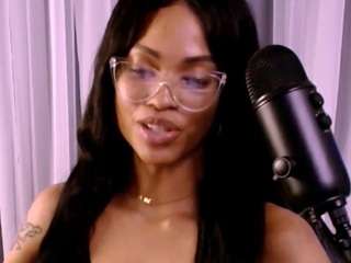 tiaramace webcam model stream image