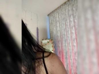 Kirakedi webcam model stream image