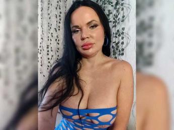 Kirakedi webcam model stream image