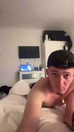 AlanyAdam webcam cam4 model stream image