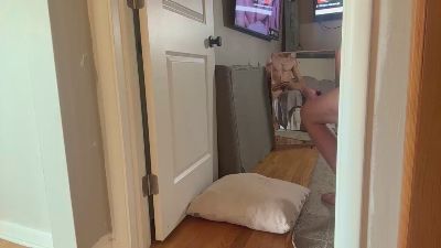 StudlyHardwood webcam cam4 model stream image