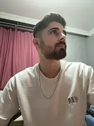 berke3424 webcam model stream image