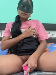 Alexa_TeluguQueen webcam model stream image