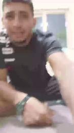 Deresullivan webcam model stream image