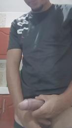 Deresullivan webcam model stream image