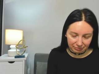 miaseductive webcam model stream image