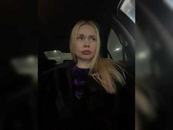 MirandaNow webcam bongacams model stream image