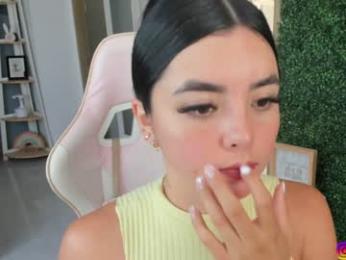 pavlovacoluccii_ webcam model stream image