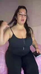 Mikela_ webcam cam4 model stream image