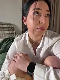 KimArts webcam stripchat model stream image