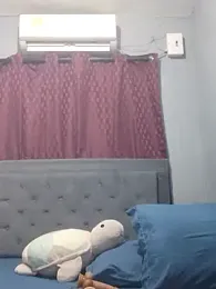 Aome_01 webcam stripchat model stream image