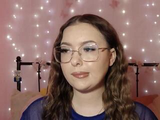 Lindsey Lu webcam model stream image