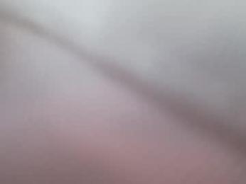 kibrombariu45 webcam model stream image