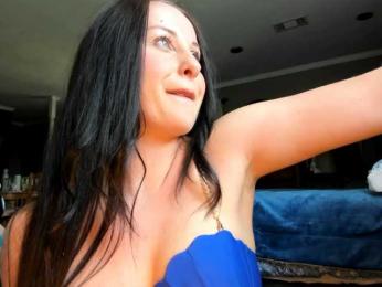 Adellebunny webcam model stream image