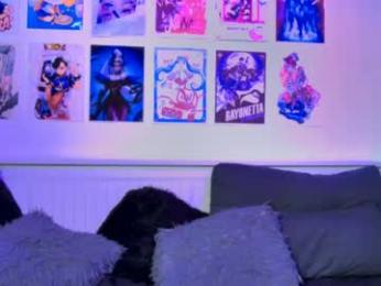 snowblack_ webcam model stream image