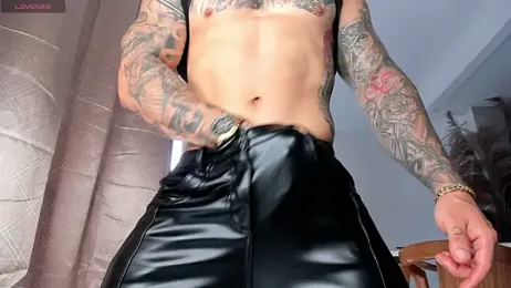 Aron_Dark webcam model stream image