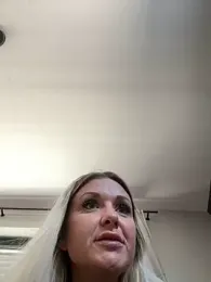 Bella-Tight webcam model stream image