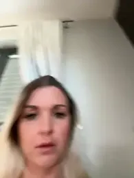 Bella-Tight webcam model stream image