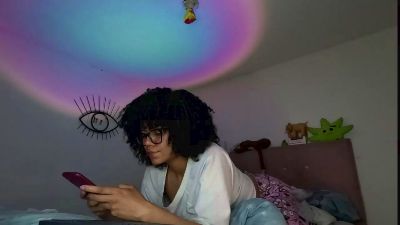 Blackandmagic_ webcam model stream image