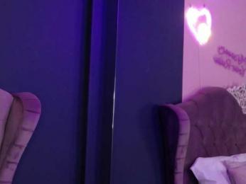 LaraKennt webcam model stream image