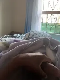 BumbleBee84 webcam model stream image