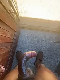 BumbleBee84 webcam model stream image