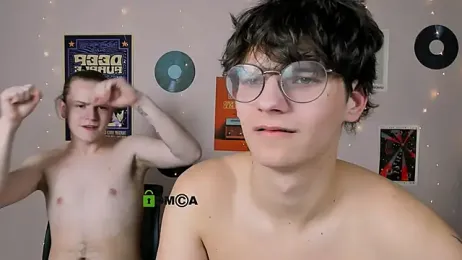 leo_void webcam model stream image