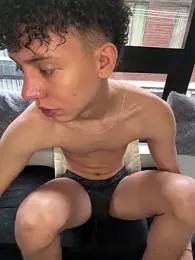 yoursexyjose webcam model stream image