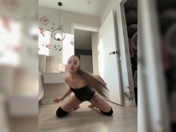 MillyRose webcam model stream image