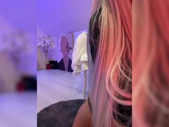 to_contemplate webcam model stream image